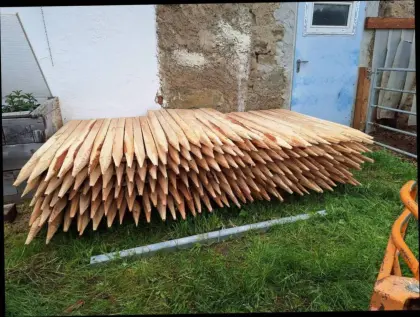 Lärchenstipfel, Stempel, Pflöcke