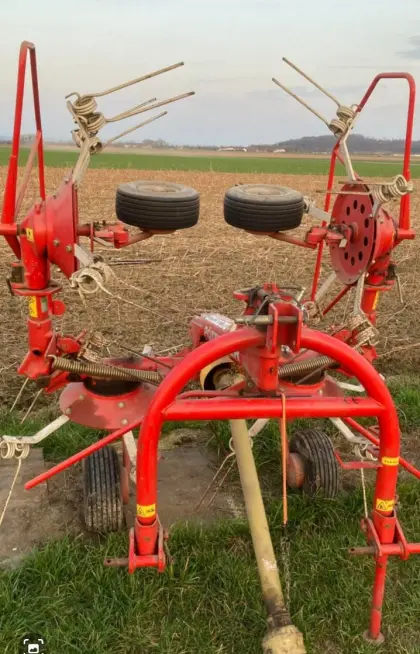 Suche Pöttinger Kreiselheuer