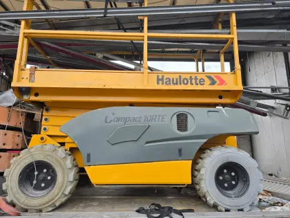 Haulotte Scherenbühne COMPACT 10RTE Hebebühne Arbeitsbühne