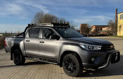 Toyota Hilux Double Cab 2.4 D-4D 4x4