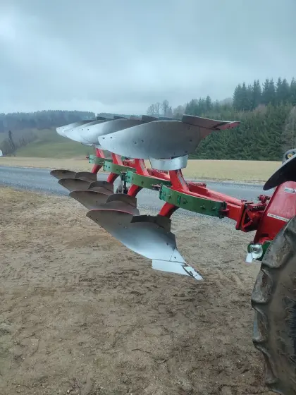 4 Schar Volldrehpflug