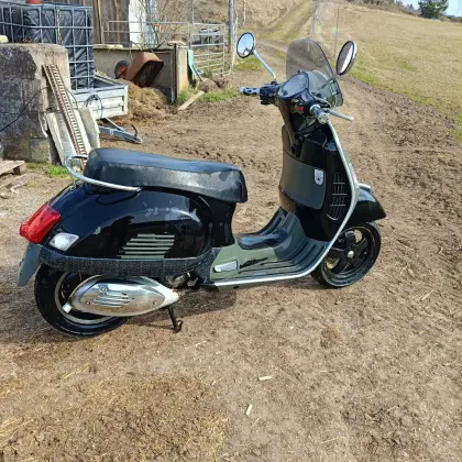 Vespa 300 GTS Super