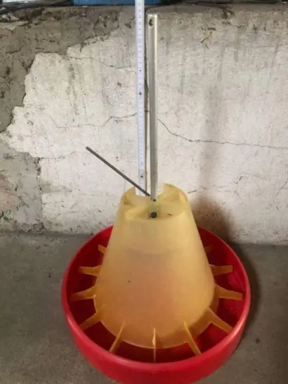 Geflügelstalleinrichtung