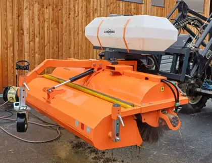 Kehrmaschine Stekro M450