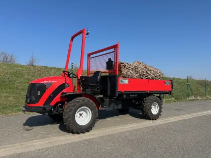 Antonio Carraro Tigrecar 3800  Spezialtraktoren 3200