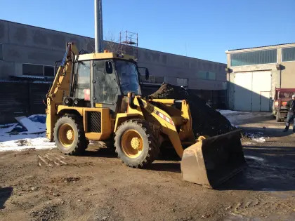 Baggerlader Venieri 8.23C