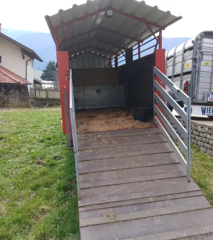 Traktor Viehanhänger
