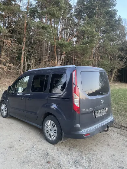 Ford Tourneo Connect Titanium, AHK, 1,6 TDCI, 116 PS, Klima