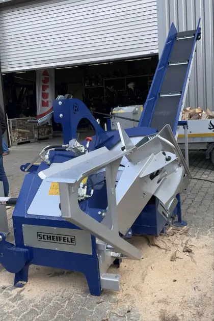 Scheifele Schrägsäge WPI 700 Z Förderband Holzsäge