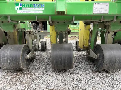 Hortech Easy Manual 4  - Becherpflanzmaschine