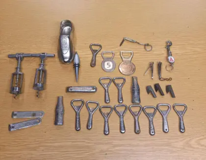 Flaschenöffner und Büchsenöffner Sammlung