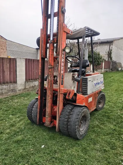 Desta DVHM 3222L Diesel-Gabelstapler – Zwillingsreifen