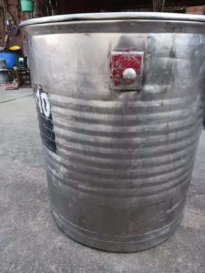 Edelstahl Bottiche je 700l - 10 Stück