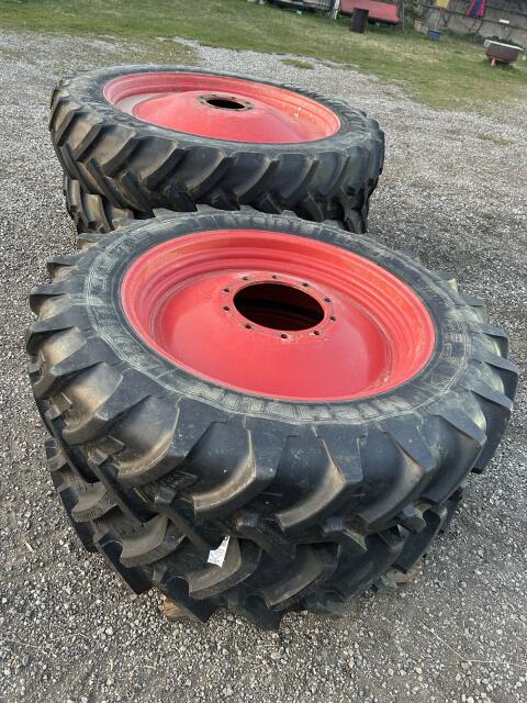 Pflegereifen zu Fendt 340/85 R 48, 380/85 R 34