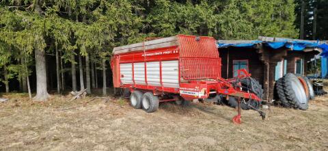 Hackschnitzel- oder Silageanhänger Pöttinger