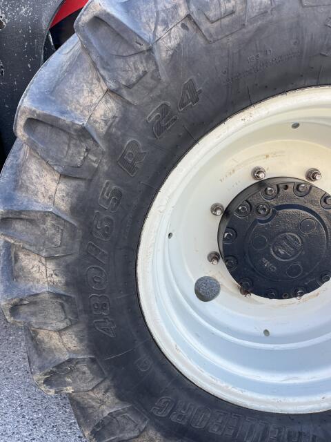 Trelleborg 540/65R38 und 480/65R24 mit 40% Profil