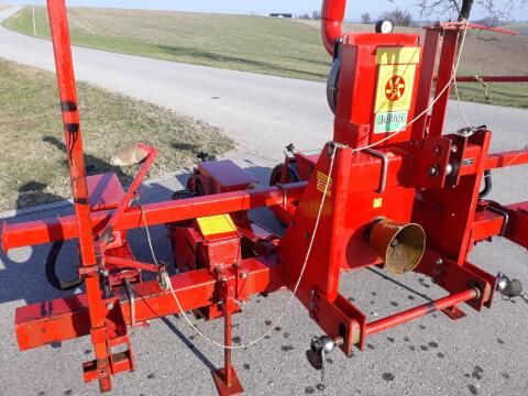 Becker Aeromat A Einzelkornsämaschine 4-reihig