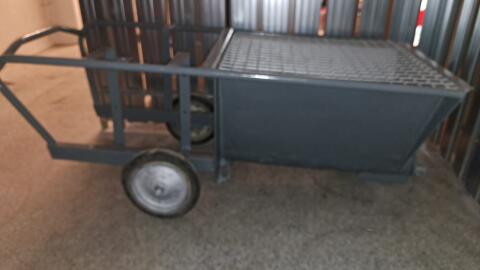 Putzmaschinen (Ideal für Bauernhöfe und Stall, Maschinenhalle)