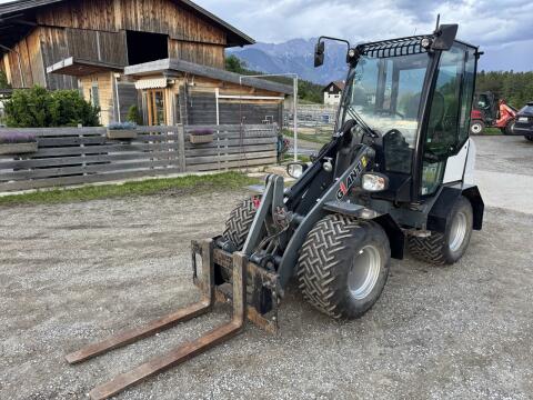 Giant G2500 X-tra HD