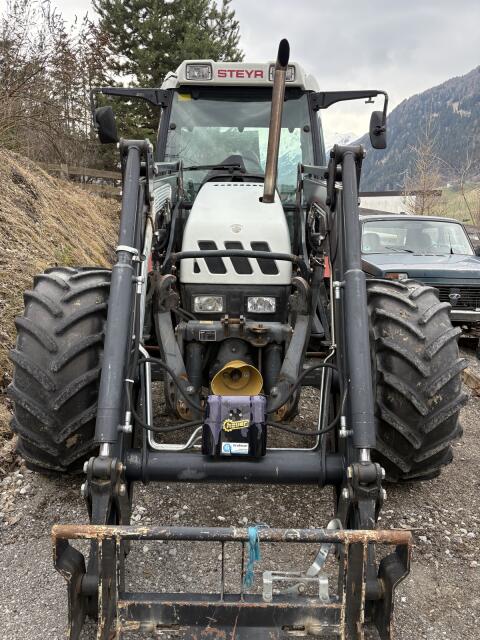 Steyr 9083