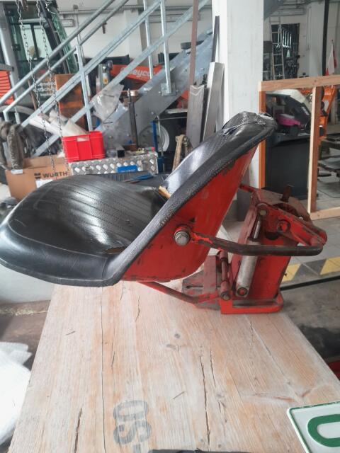 Steyr traktorsitz elastomat 600