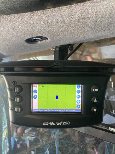 Trimble Parallelfahrsystem EZ Guide 250