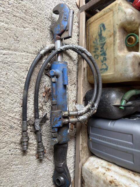 Hydraulischer Oberlenker