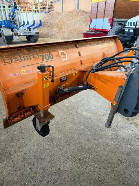 Schneeschild BEMA Serie 700/2050