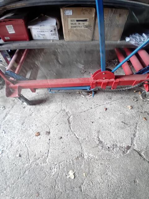 Traktorreifen Montagewagen