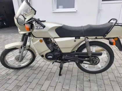 KTM Comet