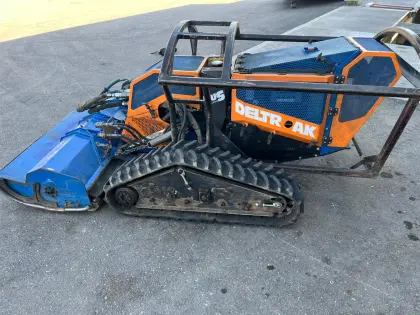 IRUS Deltrak 2.5 Böschungsmäher