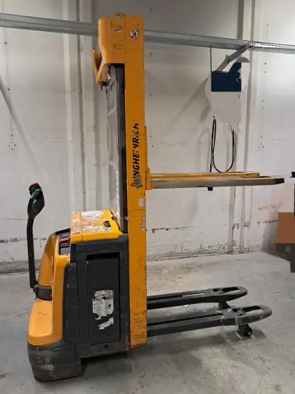 Jungheinrich EJC 214z