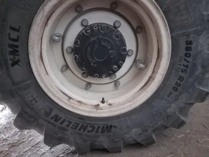 Michelin 380/75R20