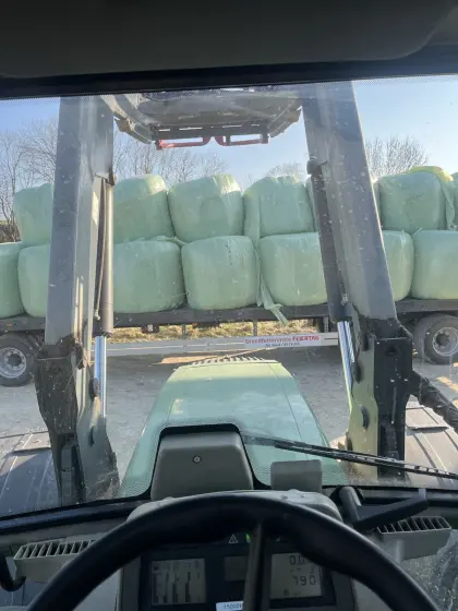 Verkaufe Grassilageballen