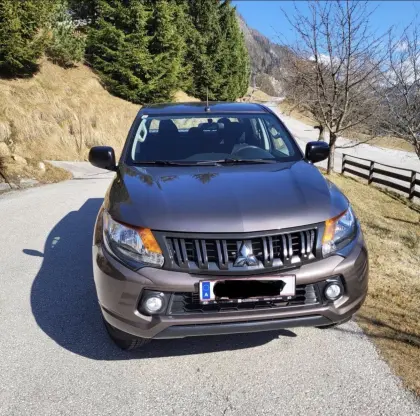 Mitsubishi L200 2,4 DI-D 4WD Doppelkabine Work Edition