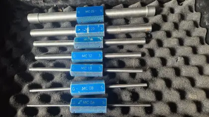 Hydraulikschlauchpresse mit Prüfdornen