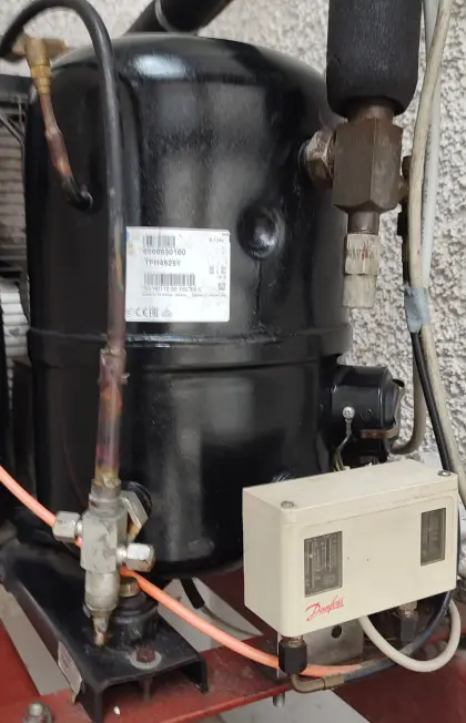 KÜHLANLAGE NEUWERTIG