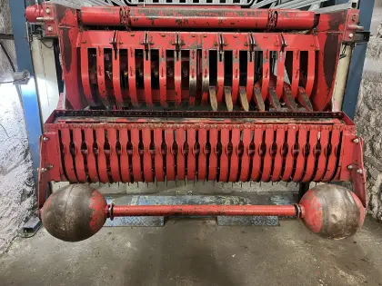 Ladewagen zu Aebi