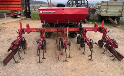 Hackgerät Hatzenbichler Reihenhacke Maishacke Reihendüngung