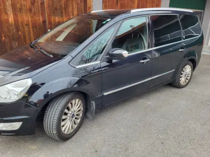 Ford Galaxy GHIA 2,0D