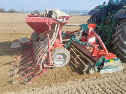 Kreiselegge und pneumatische Sämaschine