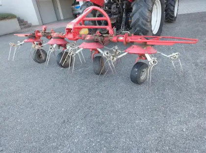 Pöttinger Kreiselheuer Hit 40 H