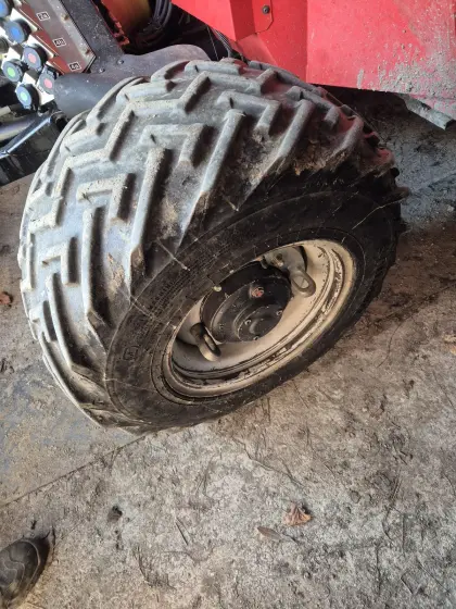 Reifen 31x15.50-15 Metrac