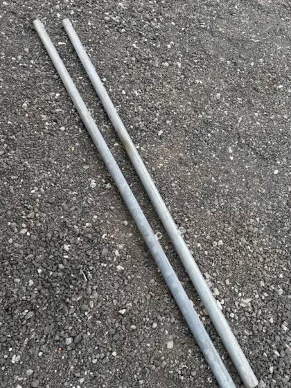 Verzinkte Zaunpfosten