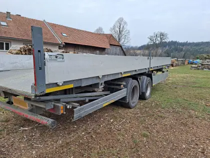 Wechselbrückenanhänger