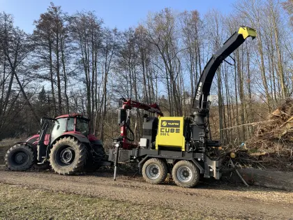 Tajfun Cube Holzhäcksler Holzhacker Häcksler