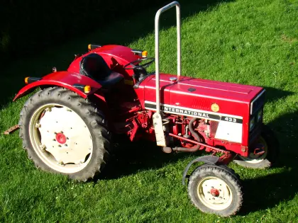 IHC 433 aus erster Hand nur 2.505 Bstd.