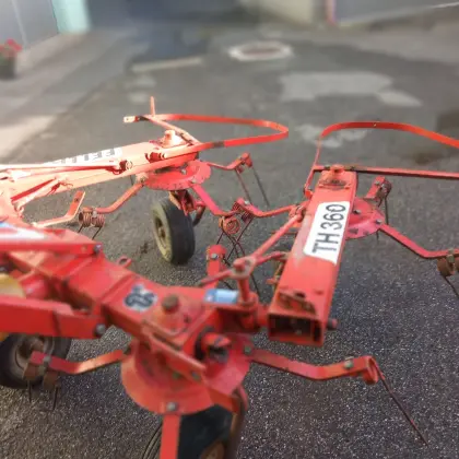 Verkaufe Fella Kreiselheuer TH 360