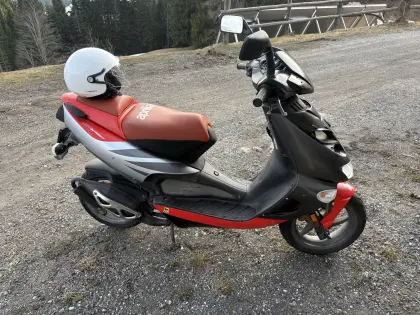 Moped Aprilia SR 50 LC