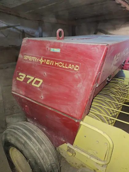 New Holland Hyliner